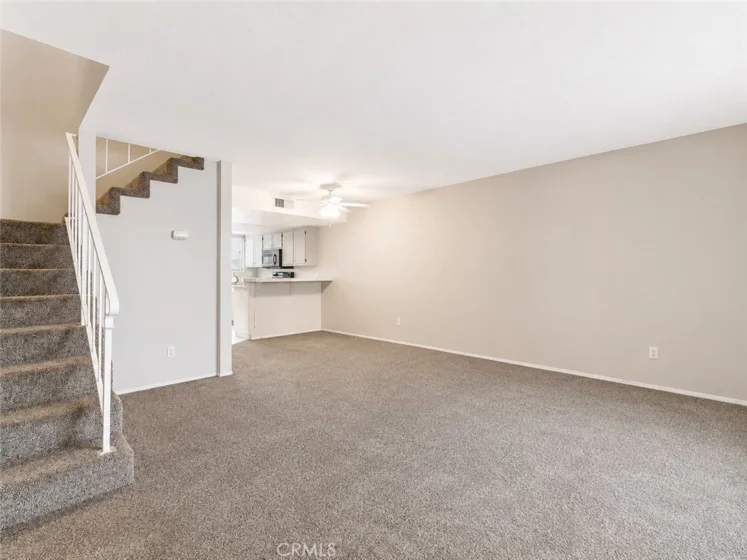 9034 Kenwood #10 photo 2