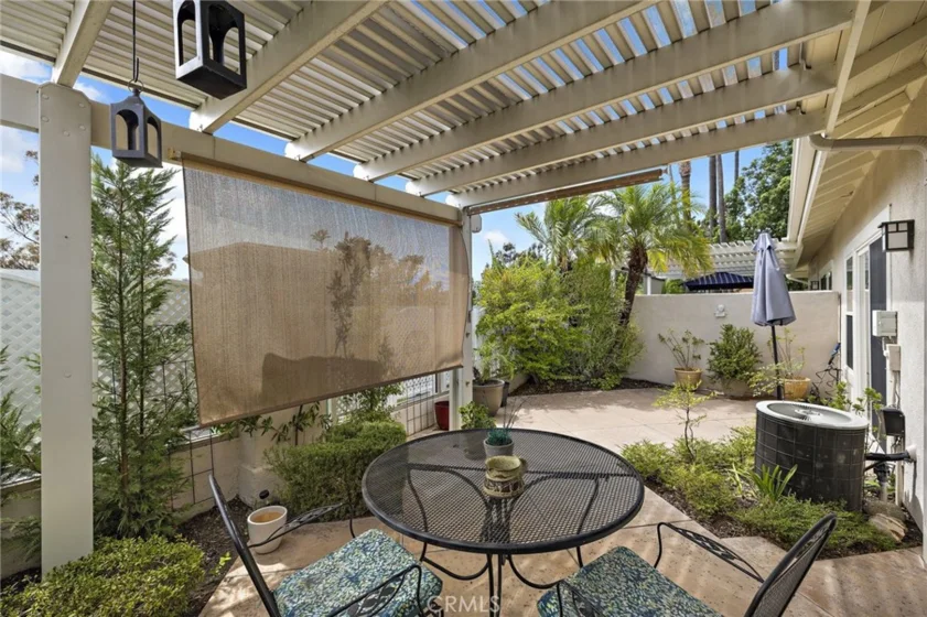 21734 San Leandro photo 30