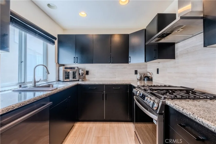 10911 Bluffside Drive #17 photo 6