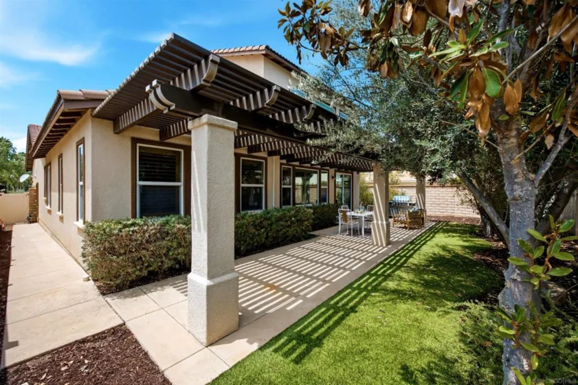 39096 Clear Creek Lane photo 4