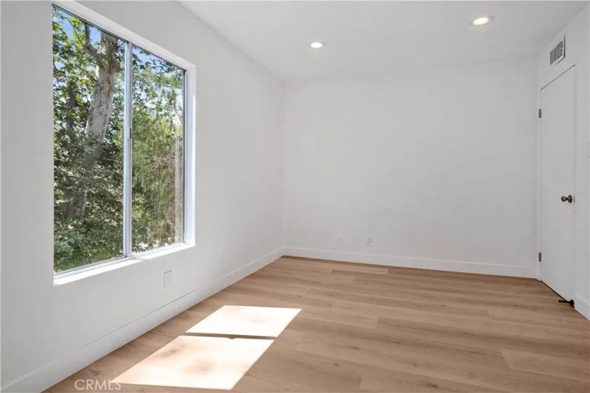 5700 Etiwanda Avenue #288 photo 7
