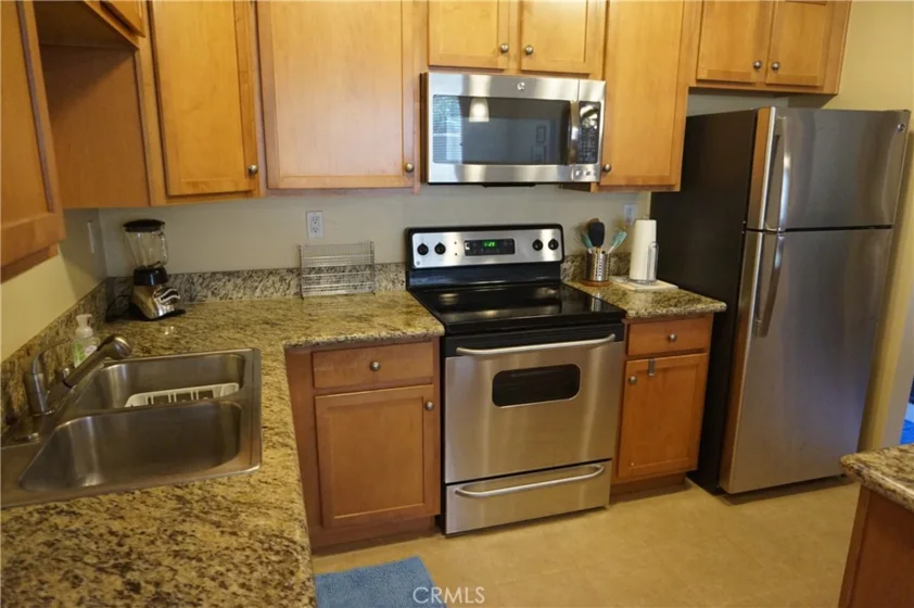 4501 Collwood photo 3