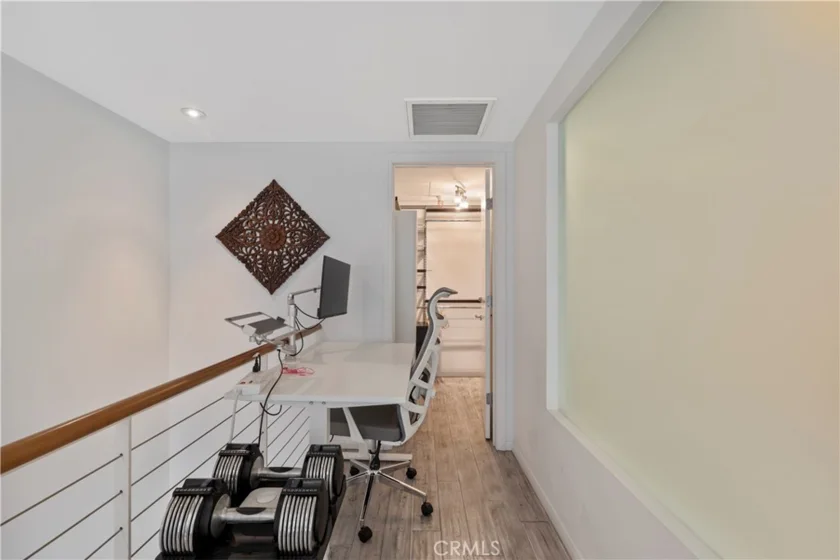 1100 Wilshire Boulevard #1707 photo 34