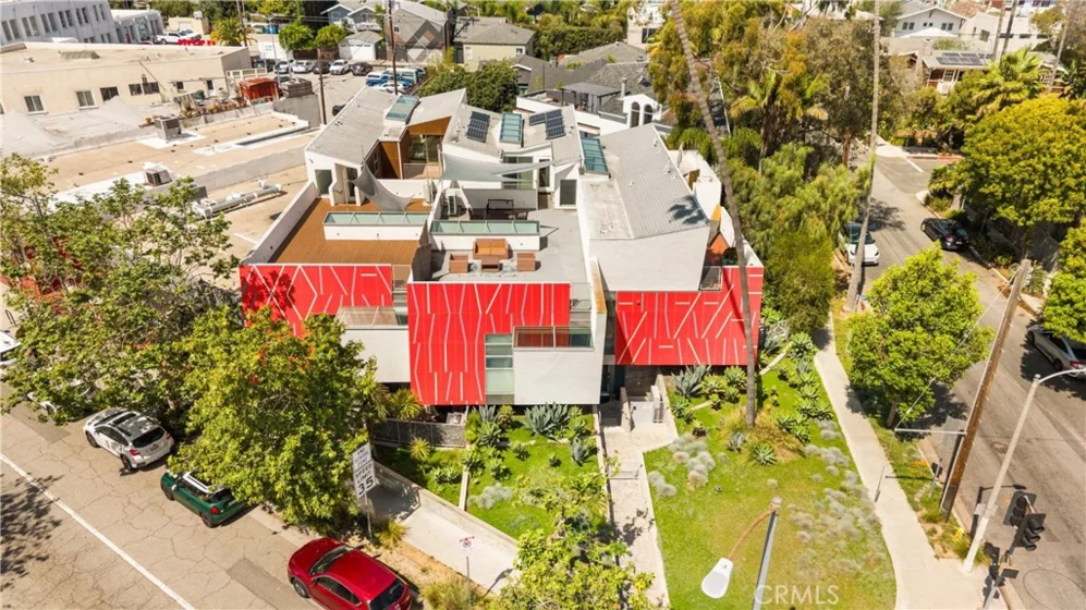 719 Venice Boulevard photo 46
