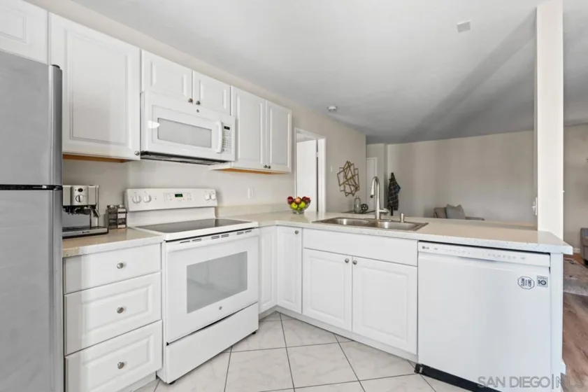 7508 Parkway Drive #105 photo 7
