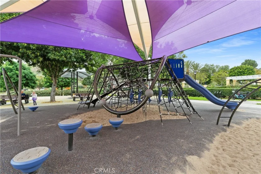 24 Valmont photo 29