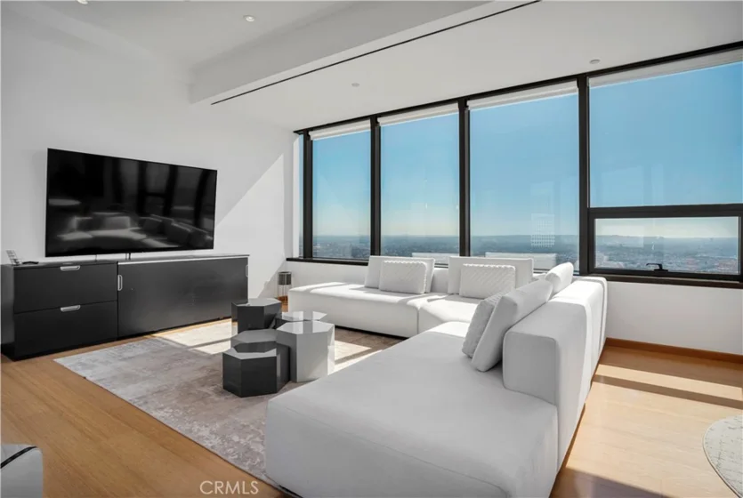 1100 Wilshire Boulevard #3302 photo 35