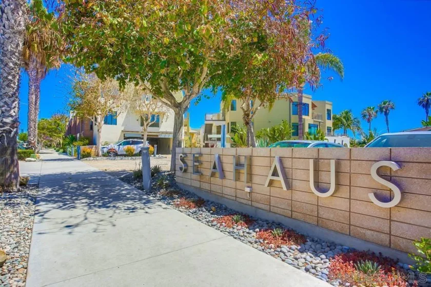 5482 La Jolla #L103 photo 20