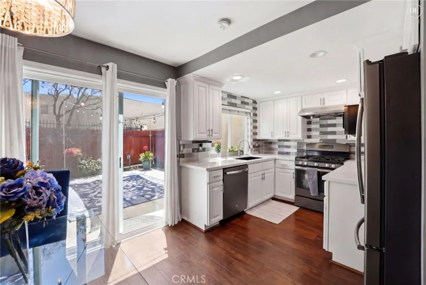 1333 Wheaton photo 4