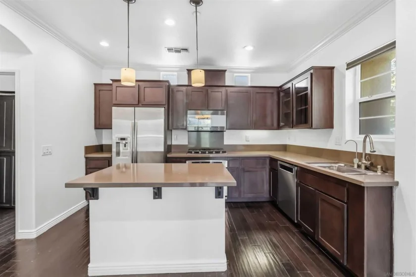 16918 Vasquez Way #73 photo 5