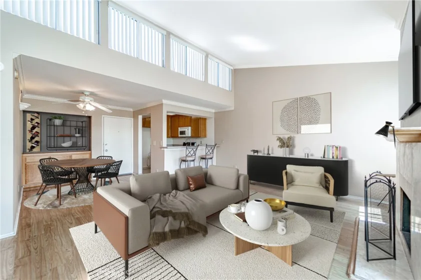 5325 Newcastle Avenue #321 photo 1