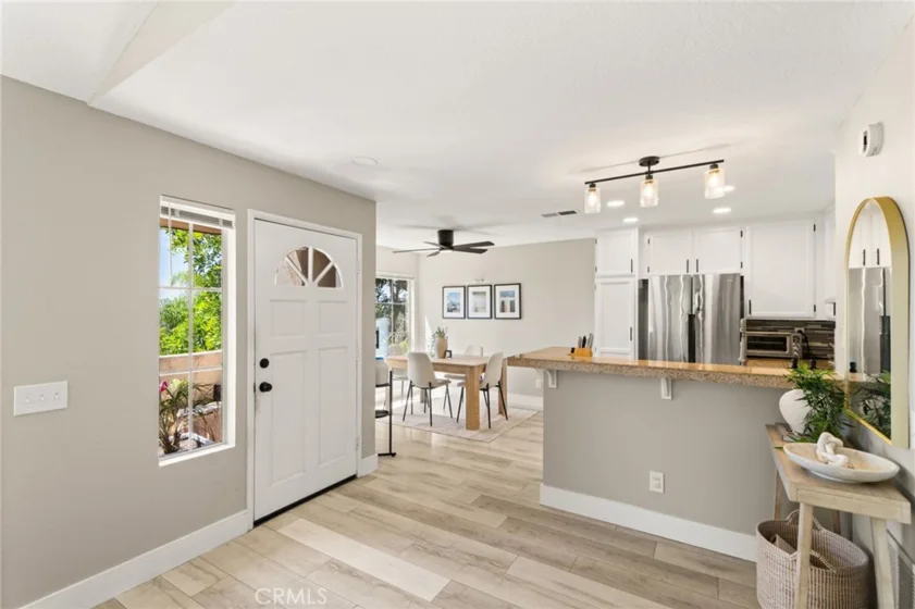 21256 Camelia photo 11
