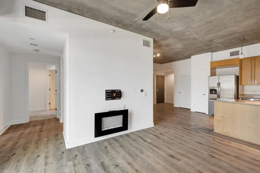 801 Ash #304 photo 14