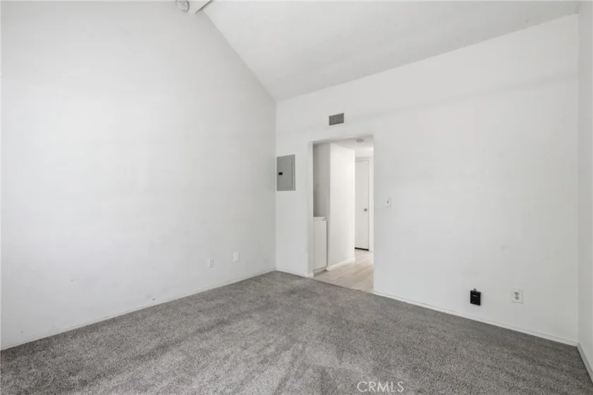 628 Daisy Avenue #419 photo 10
