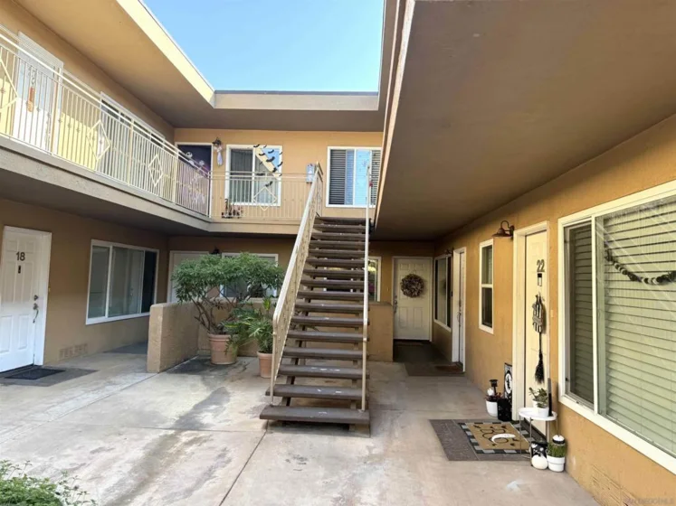 5511 Adelaide Avenue #21 photo 17