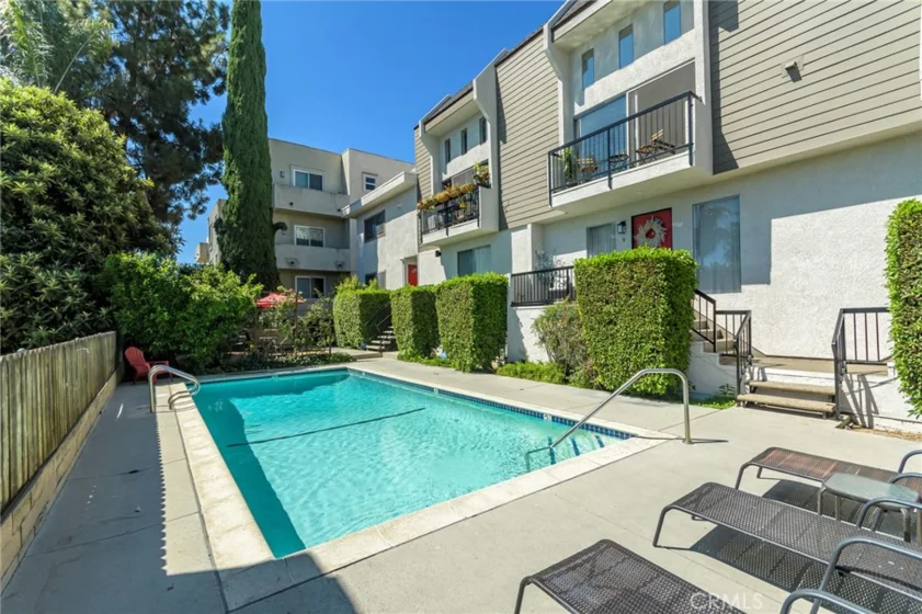 4660 Coldwater Canyon Avenue #20 photo 39