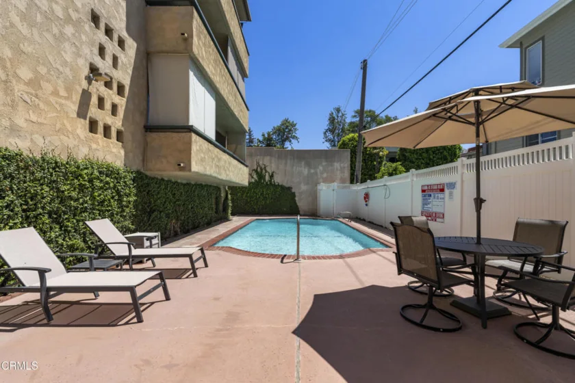 960 San Pasqual #205 photo 32