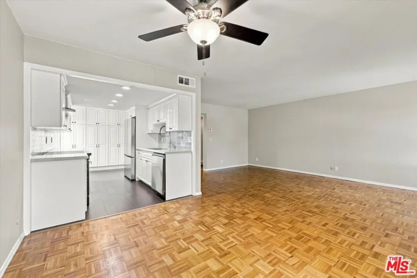 5870 Green Valley Circle #309 photo 18