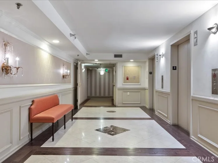 10660 Wilshire Boulevard #302 photo 5