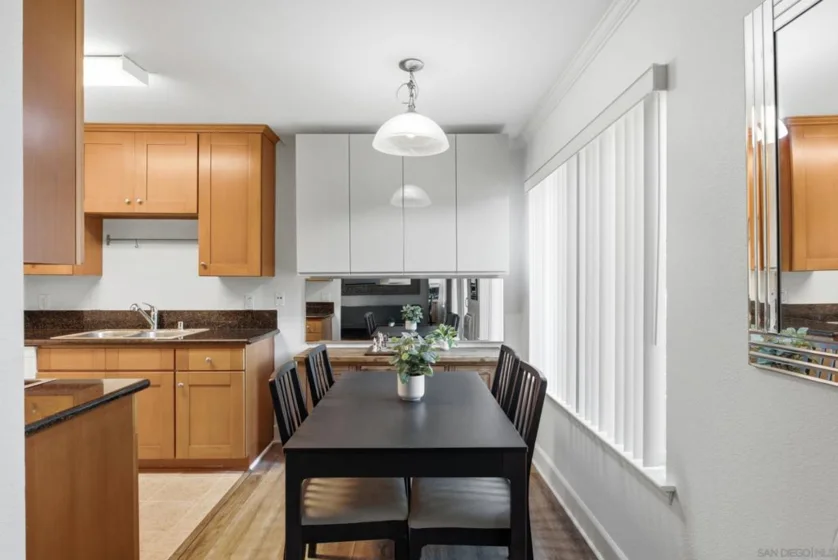 8581 Villa La Jolla #J photo 11
