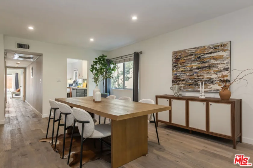 1045 N Kings Road #107 photo 5