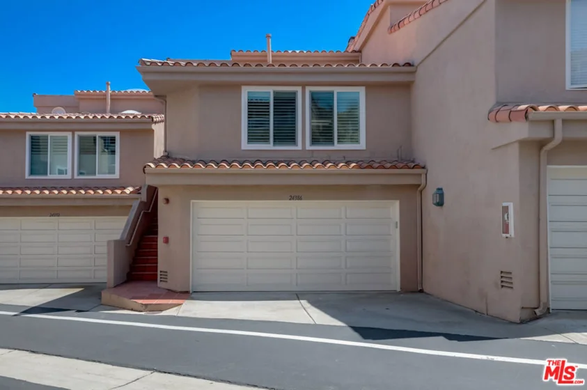 24386 Vista Point Lane photo 1