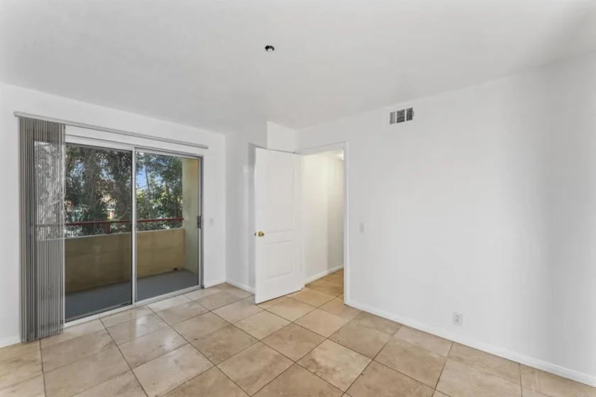 390 E Madison Avenue #H photo 12