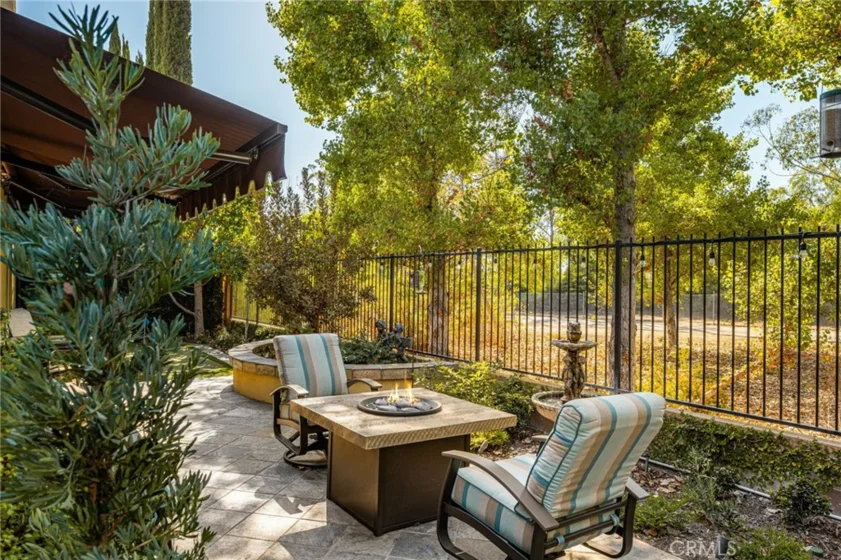 101 Talmadge photo 26