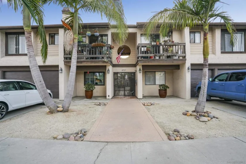 4510 34th Street #11 photo 1