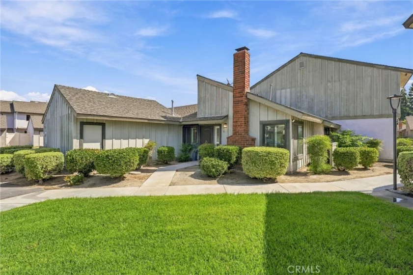 1471 S Walnut photo 4