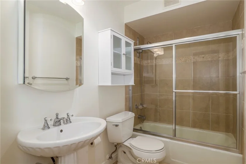 6565 Green Valley Circle #206 photo 11