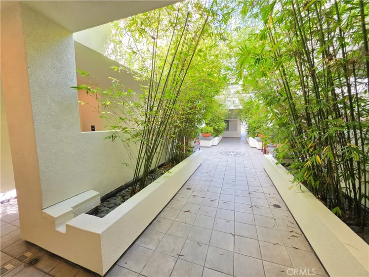 25432 Sea Bluffs #102 photo 2