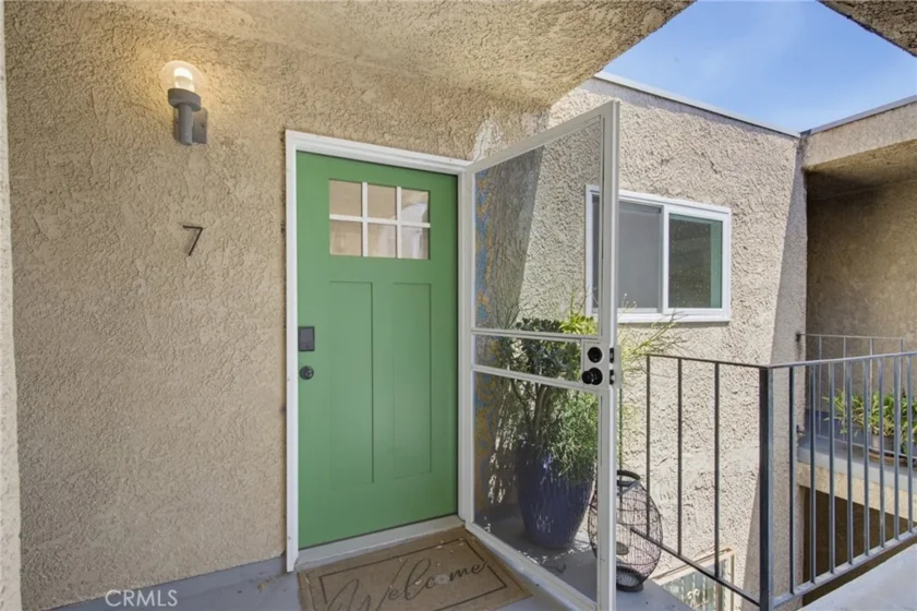 1550 Stadium Way #7 photo 5
