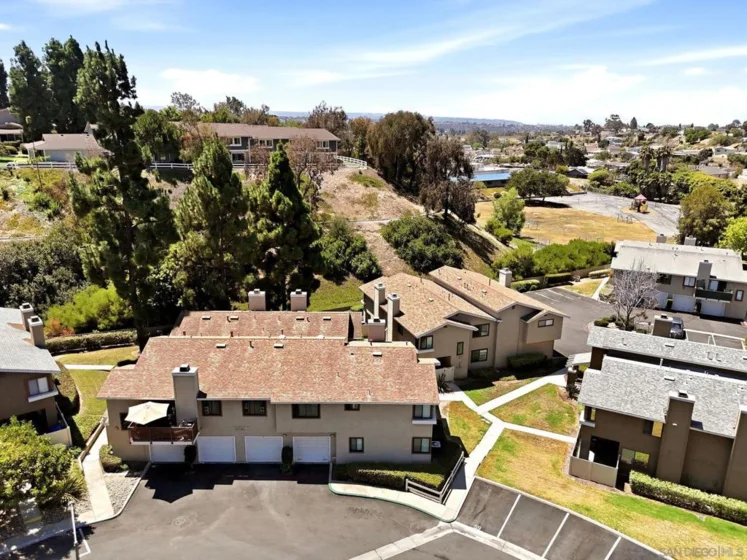 1508 Concord Way #D photo 30