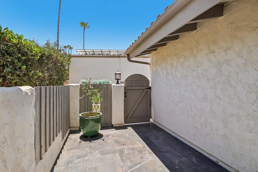 5236 Mount Alifan photo 17