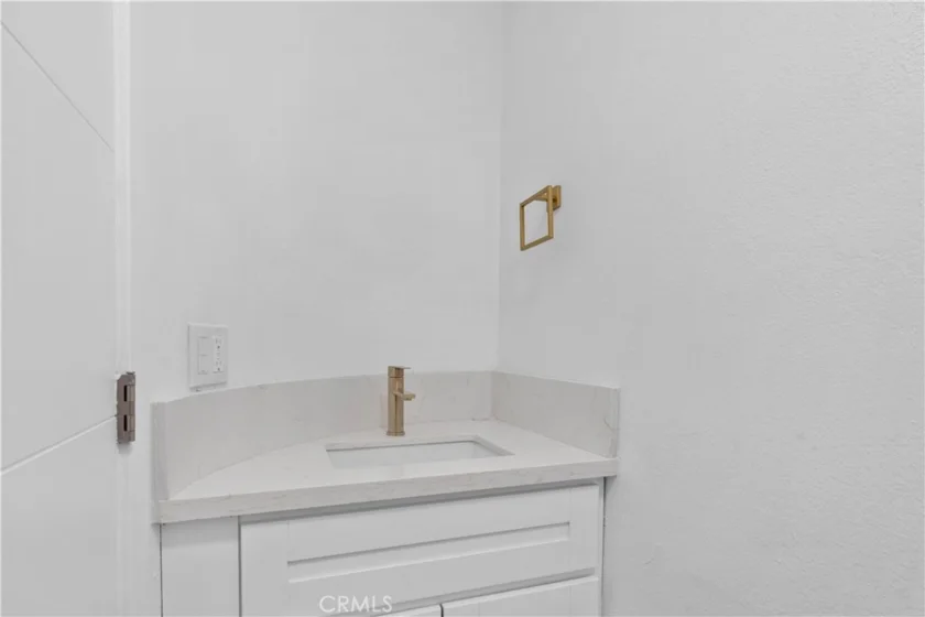 6036 Hazelhurst #c photo 21