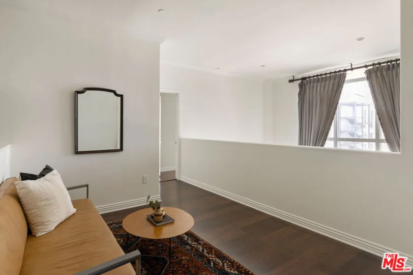 558 Caruso Avenue photo 23