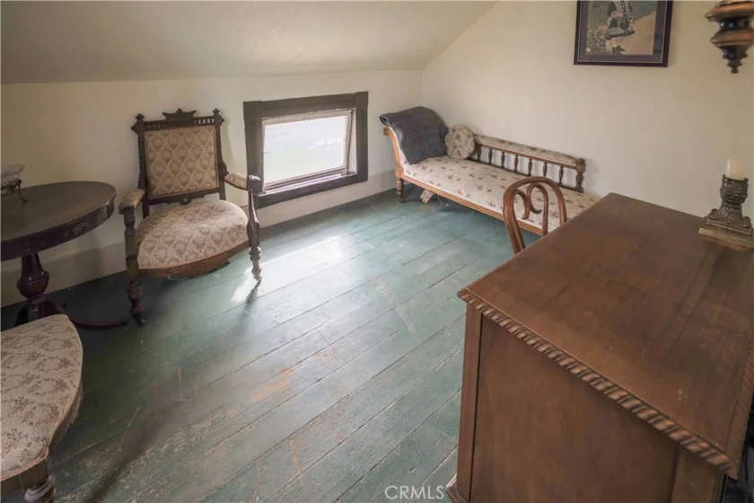 24771 Washington Avenue photo 39
