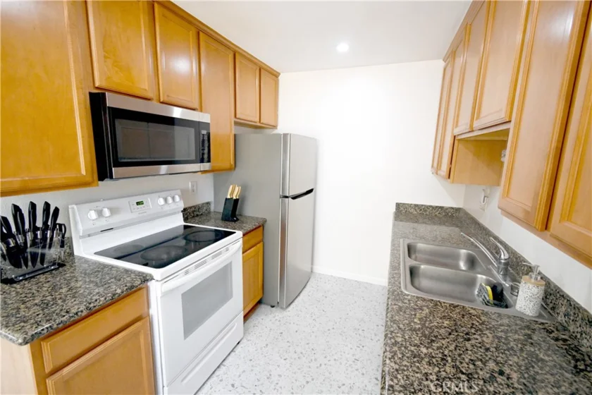 471 Ballantyne #64 photo 5
