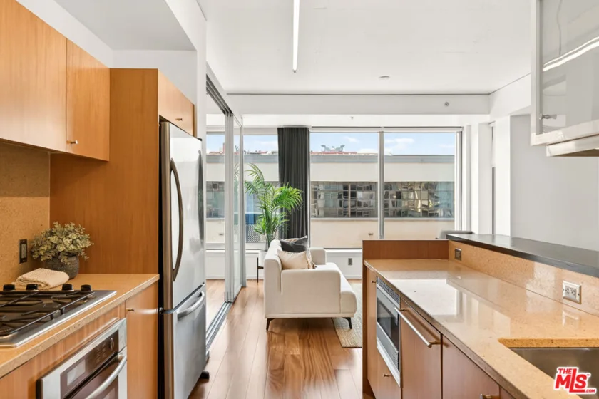1155 S Grand Avenue #403 photo 4