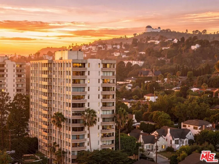 4411 Los Feliz Boulevard #1104 photo 3