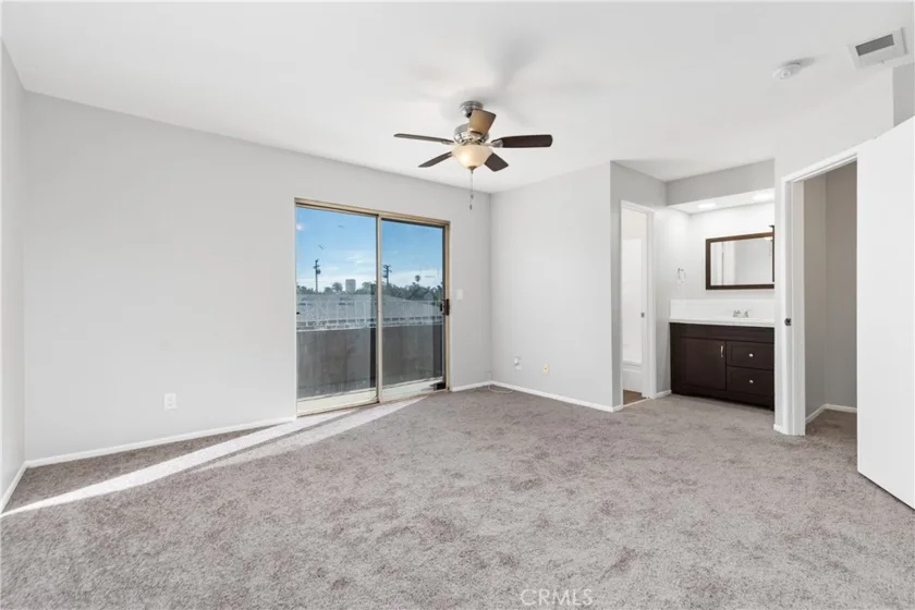 941 Elm #16 photo 11