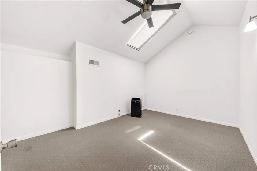 64 N Mar Vista Avenue #327 photo 26