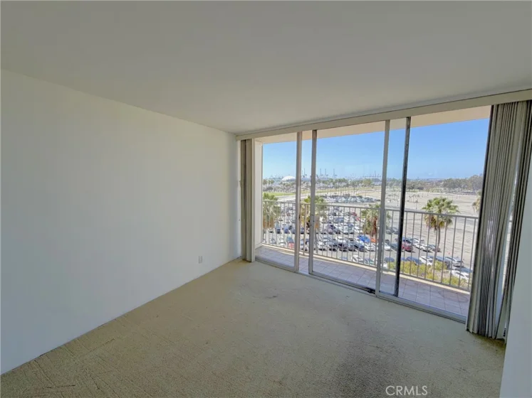 700 E Ocean #808 photo 20
