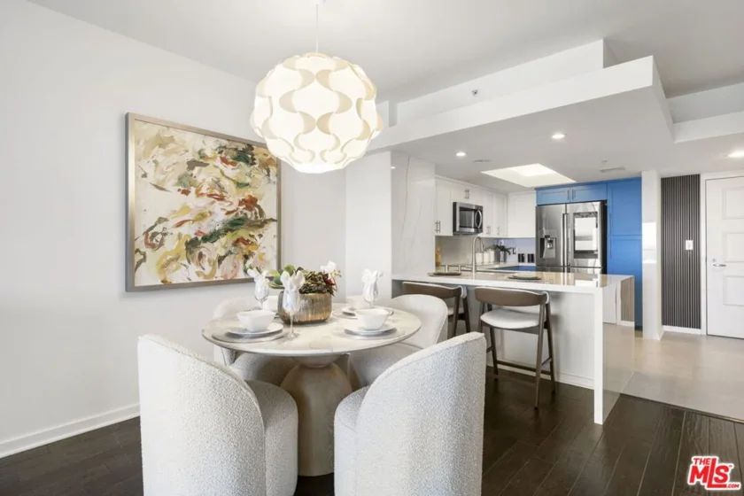 13700 Marina Pointe Drive #809 photo 7