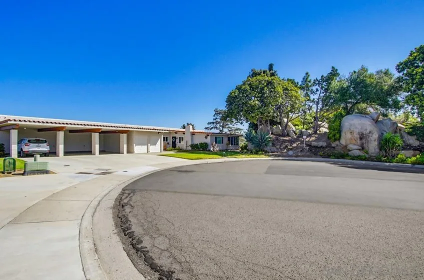 16677 Diaz Drive photo 55