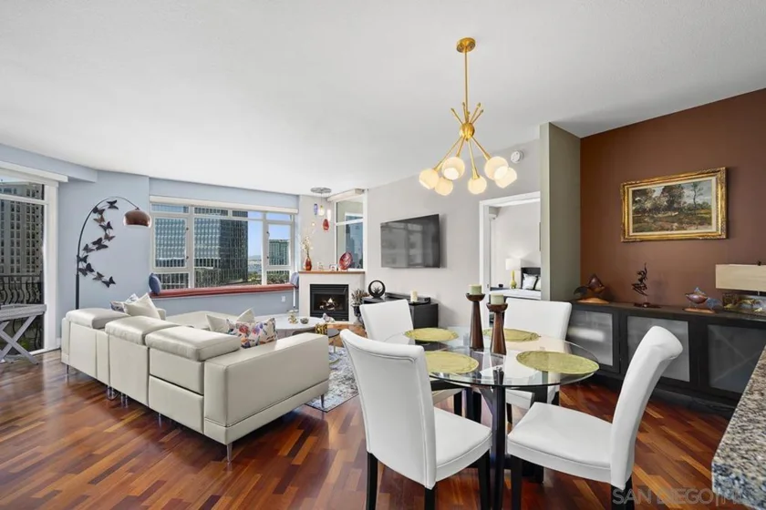 700 W Harbor #1205 photo 9