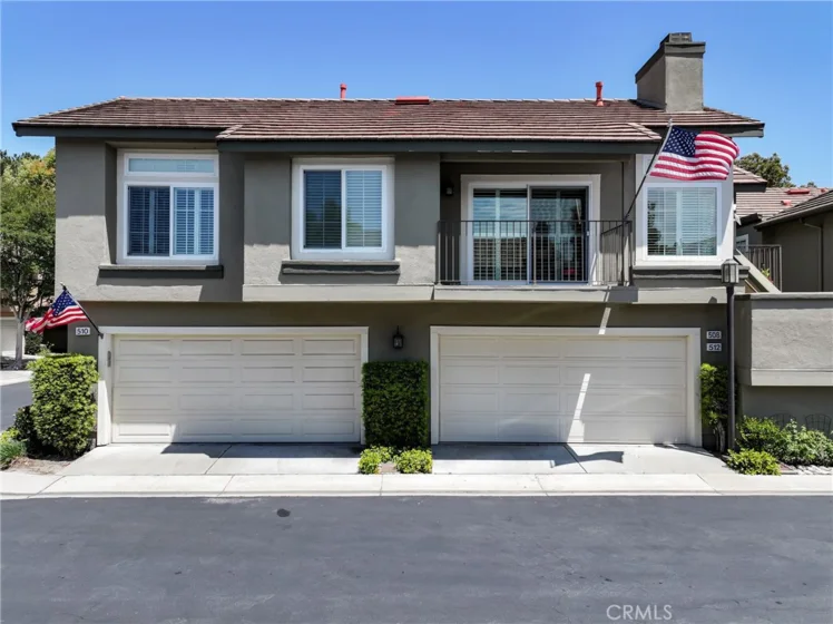 512 S Hollydale photo 24