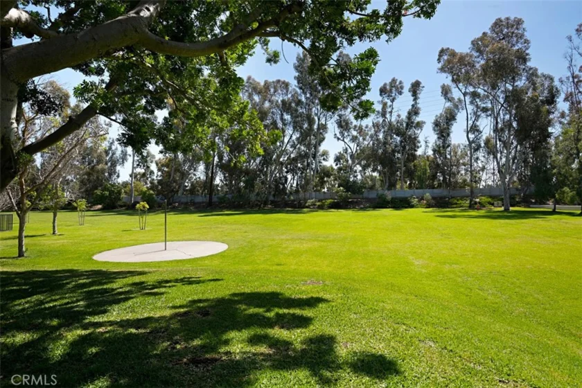58 Clearbrook photo 36
