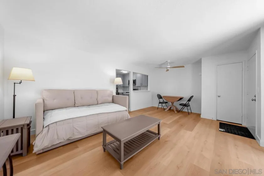 3266 Ashford Street #M photo 27